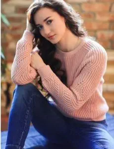 Elite escort service in Ghoshi for home and hotel visits